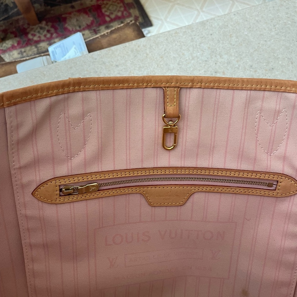 Louis Vuitton Neverful MM - Picture 4 of 12